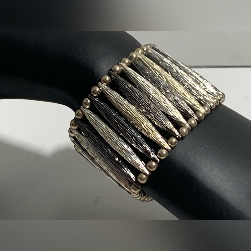 Silver (different shades) beaded stretch bracelet
